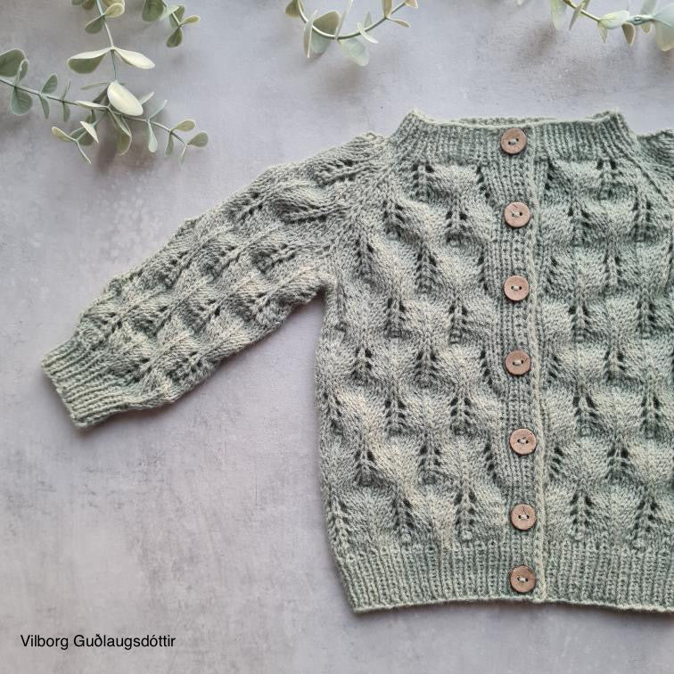 Biðukolla baby cardigan